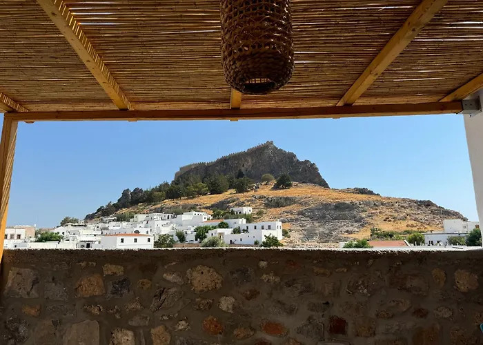 Tapanis Luxury House