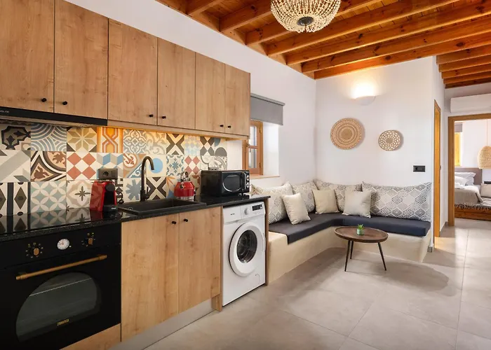 בית נופש Tapanis Luxury House לינדוס