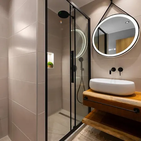 Case de vacanță Tapanis Luxury House *